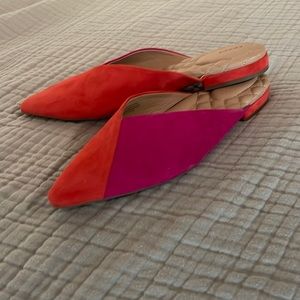 The Swan Birdies slides flats in Fruit Punch Size 9